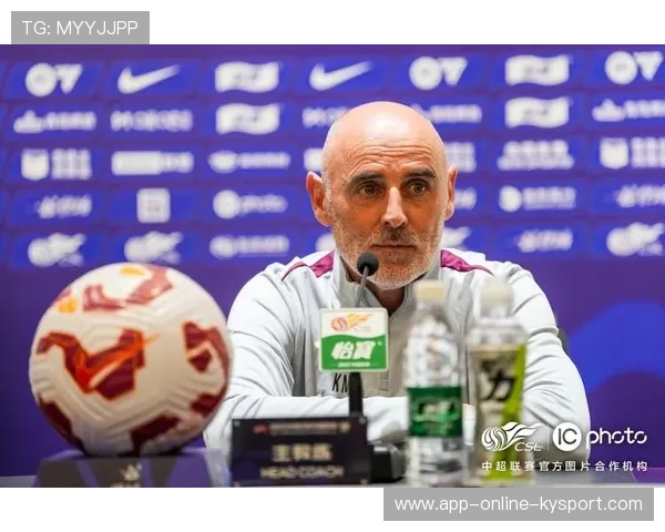 上海海港主帅战术调整，上海海港队主教练是谁