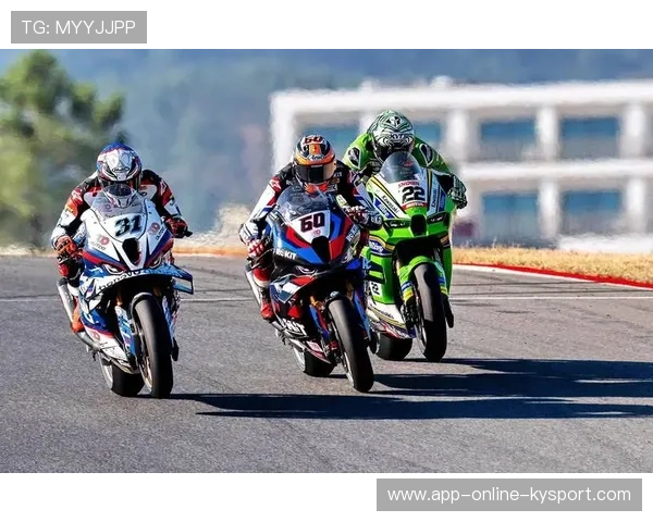 克罗地亚骑手奥利维亚·马尔顿·米哈尔迪内茨在2024年国际马术联合会世界障碍赛中以“Golden Loui H”马匹获得第六名，展现出色表现。